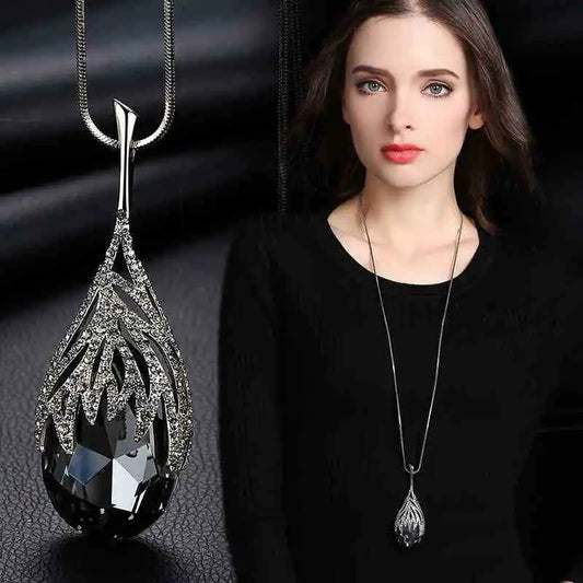Elegant Gray Crystal Pendant Necklace – Long Statement Choker for Women, Fashion Jewelry Accessory