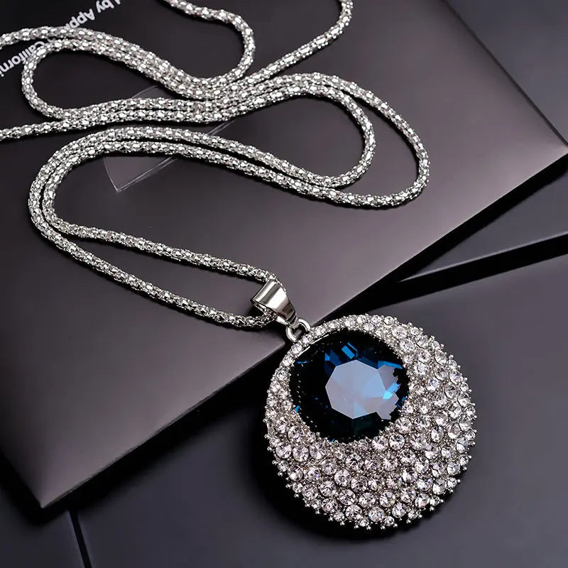 Elegant Gray Crystal Pendant Necklace – Long Statement Choker for Women, Fashion Jewelry Accessory