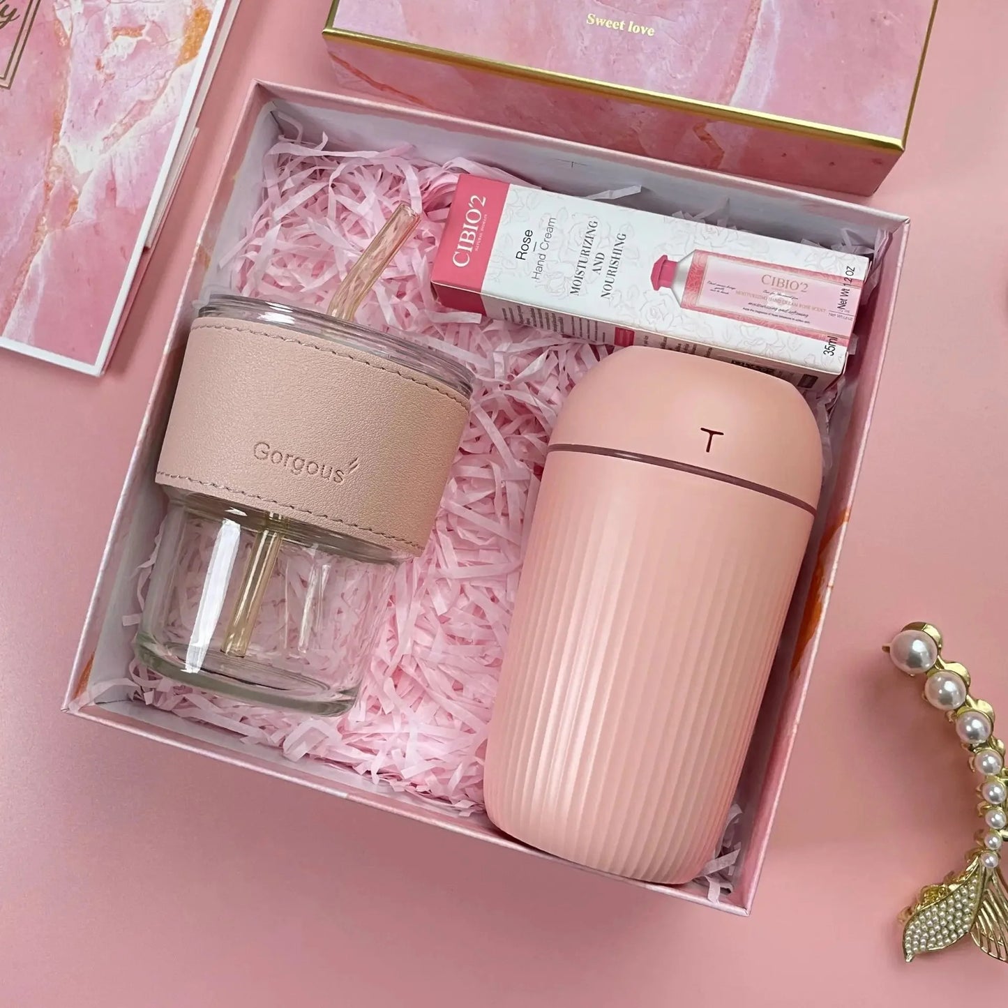 Luxury Gift Box Set for Women – Bridesmaid & Birthday Present with Accessories & Greeting Card