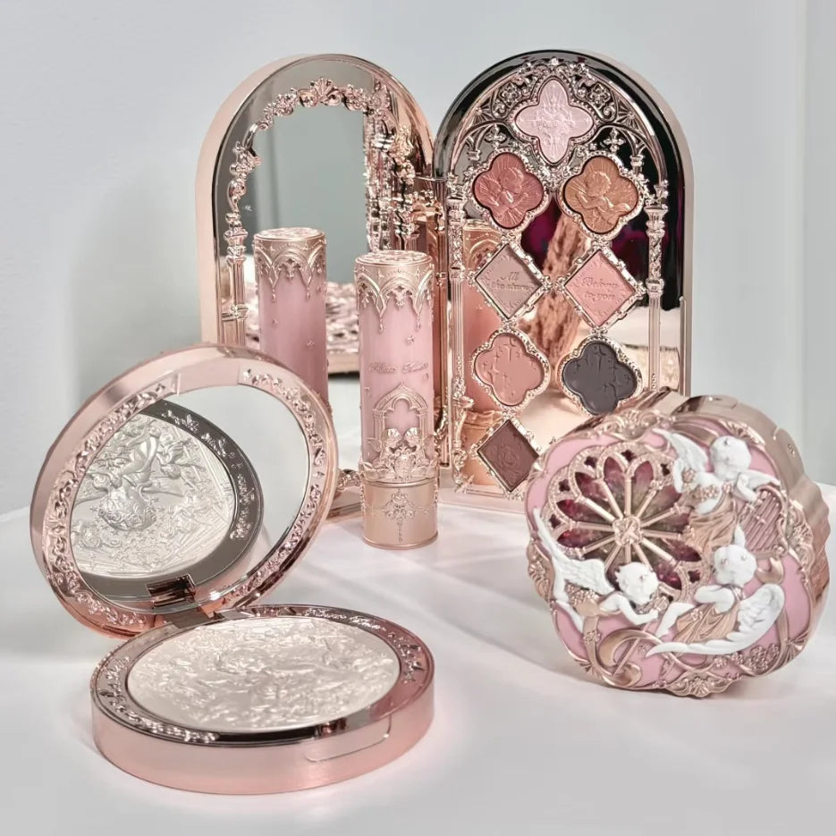Flower knows Little Angel Big Makeup Sets Gift Box All In Eyeshadow Blush Cream Matte Lipstick Highlighter Full Kit De Maquillaje