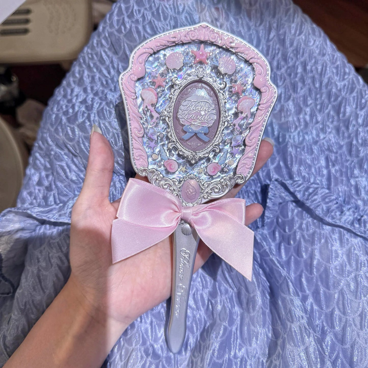 Flowerknows Makeup Hand  Shell Pearl Collection Makeup Mirrors High Beauty Portable Hand Mirror