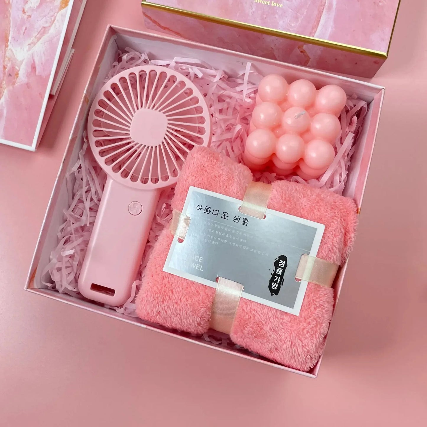Luxury Gift Box Set for Women – Bridesmaid & Birthday Present with Accessories & Greeting Card