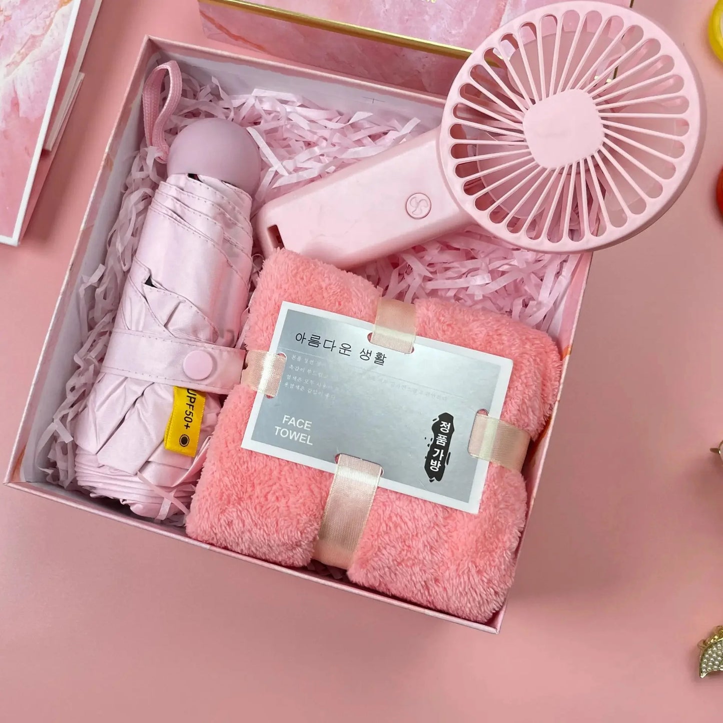 Luxury Gift Box Set for Women – Bridesmaid & Birthday Present with Accessories & Greeting Card