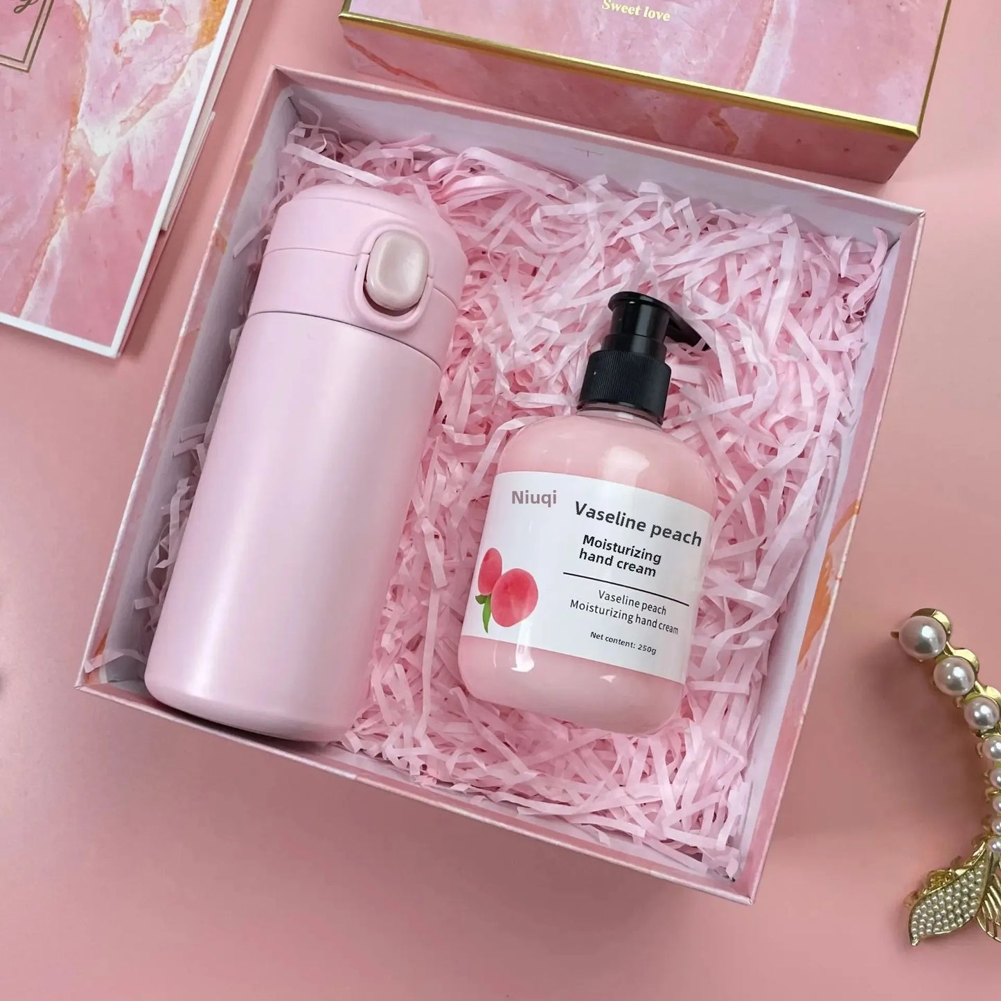 Luxury Gift Box Set for Women – Bridesmaid & Birthday Present with Accessories & Greeting Card